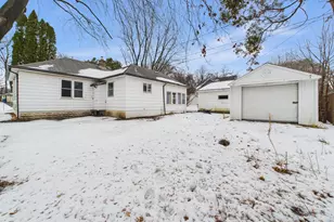 827 Pedersen St, Saint Paul, MN 55119 - Photo 21