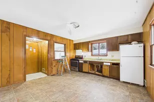 827 Pedersen St, Saint Paul, MN 55119 - Photo 5