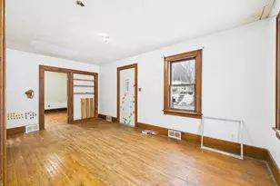 827 Pedersen St, Saint Paul, MN 55119 - Photo 7