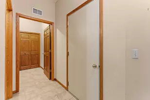 2510 Lockwood Dr, Mendota Heights, MN 55120 - Photo 27
