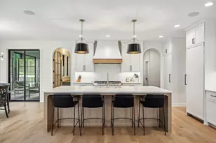 18540 Azure Rd, Wayzata, MN 55391 - Photo 3