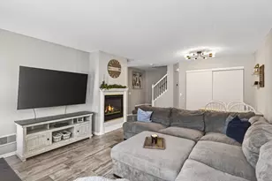 1724 Weston Ln, Shakopee, MN 55379 - Photo 3