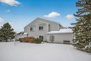 1724 Weston Ln, Shakopee, MN 55379 - Photo 25