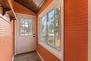 724 8th Ave NW, Faribault, MN 55021 - Photo 5