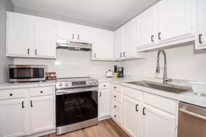 500 County Road B W #113, Roseville, MN 55113 - Photo 5