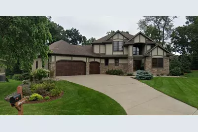 230 Board Circle, Saint Paul, MN 55115 - Photo 1