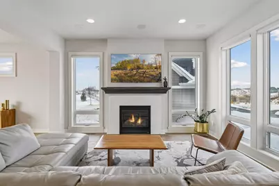 6381 Harvest Trail, Chaska, MN 55318 - Photo 3