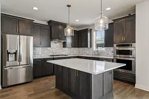 6381 Harvest Trl, Chaska, MN 55318 - Photo 5