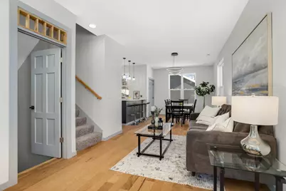 947 Earl Street, Saint Paul, MN 55106 - Photo 5