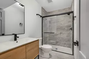 947 Earl St, Saint Paul, MN 55106 - Photo 29