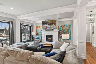 9787 Sky Ln, Eden Prairie, MN 55347 - Photo 7