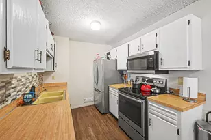 3686 Conroy Ct, Inver Grove Heights, MN 55076 - Photo 7