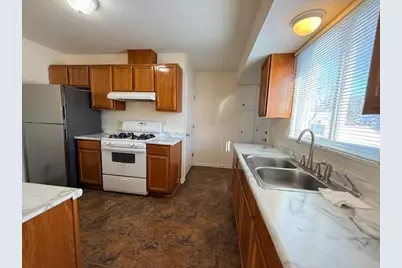 6436 Indiana Avenue N, Brooklyn Center, MN 55429 - Photo 7