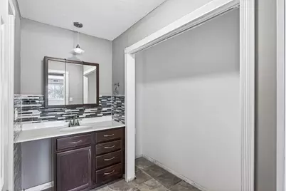 8940 Neill Lake Road #135E, Eden Prairie, MN 55347 - Photo 25