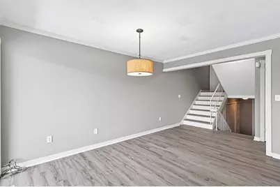 8940 Neill Lake Road #135E, Eden Prairie, MN 55347 - Photo 9