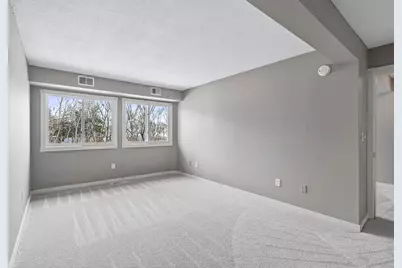 8940 Neill Lake Road #135E, Eden Prairie, MN 55347 - Photo 23