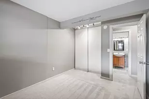 8940 Neill Lake Rd, Eden Prairie, MN 55347 - Photo 13