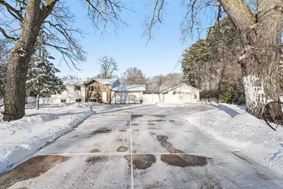 677 Highway 96 W, Shoreview, MN 55126 - Photo 9