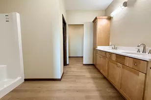 2555 Sutherland Dr, Worthington, MN 56187 - Photo 11