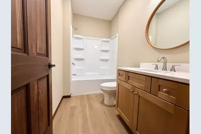 2555 Sutherland Dr, Worthington, MN 56187 - Photo 13