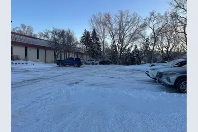 2400 County Road D W, Roseville, MN 55112 - Photo 13