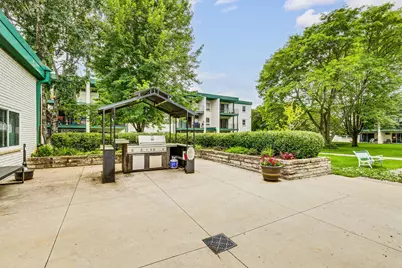 2710 Dale Street N #B307, Roseville, MN 55113 - Photo 19