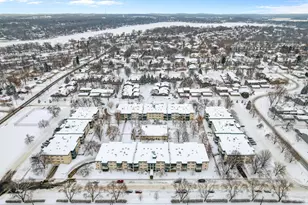 2710 Dale St N, Roseville, MN 55113 - Photo 27