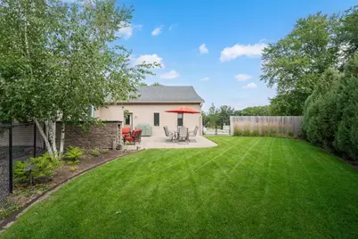 619 Portland Court NE, Rochester, MN 55906 - Photo 5