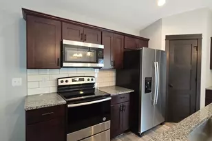 707 Council Ct, Ellendale, MN 56026 - Photo 3