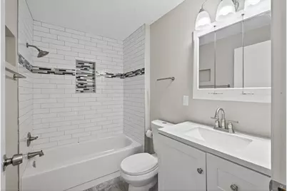 628 Iowa Avenue E, Saint Paul, MN 55130 - Photo 9