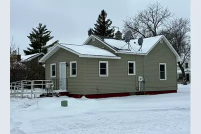 1014 2nd Street SE, Wadena, MN 56482 - Photo 3