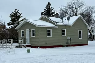 1014 2nd St SE, Wadena, MN 56482 - Photo 3