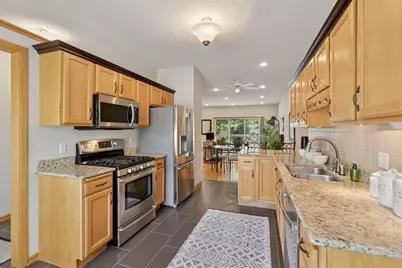 8410 Burlwood Drive, Chanhassen, MN 55317 - Photo 7