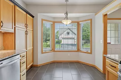 8410 Burlwood Drive, Chanhassen, MN 55317 - Photo 11