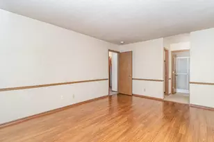 5157 Balmoral Ln, Bloomington, MN 55437 - Photo 11