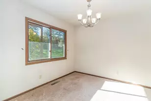 5157 Balmoral Ln, Bloomington, MN 55437 - Photo 7