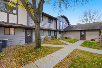 13463 Zenith Lane, Eden Prairie, MN 55346 - Photo 3