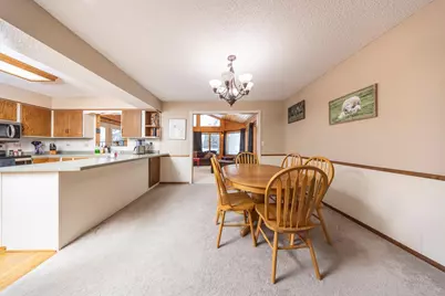 225 Cardinal Lane, Chaska, MN 55318 - Photo 5