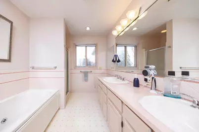 225 Cardinal Lane, Chaska, MN 55318 - Photo 11