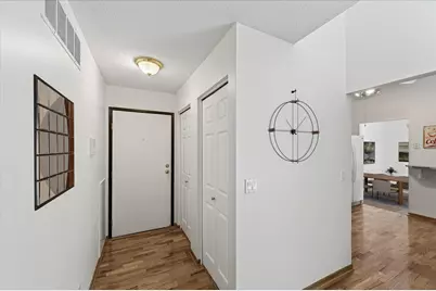 3551 Blue Jay Way #201, Eagan, MN 55123 - Photo 5