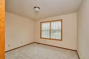 2214 Viola Heights Dr NE, Rochester, MN 55906 - Photo 23