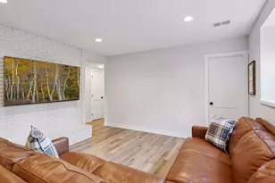 7 Doral Rd, Dellwood, MN 55110 - Photo 27
