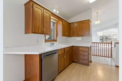 10720 57th Place N, Plymouth, MN 55442 - Photo 17