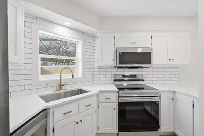 6496 13th Street N, Oakdale, MN 55128 - Photo 7