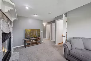 8724 Loch Lomond Blvd, Brooklyn Park, MN 55443 - Photo 25