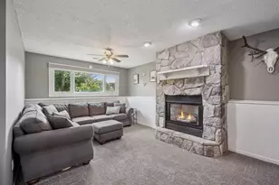 8724 Loch Lomond Blvd, Brooklyn Park, MN 55443 - Photo 23