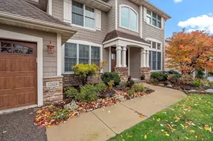 12424 Princeton Ave, Eden Prairie, MN 55347 - Photo 5