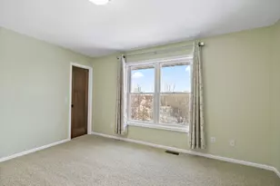 12424 Princeton Ave, Eden Prairie, MN 55347 - Photo 49