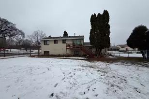 719 Givens Ln, Minneapolis, MN 55411 - Photo 5