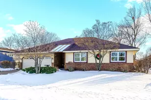 1441 21st St W, Hastings, MN 55033 - Photo 1